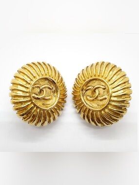 Vintage Chanel CC Sunburst Clip-On Earrings Gold Tone Large Statement